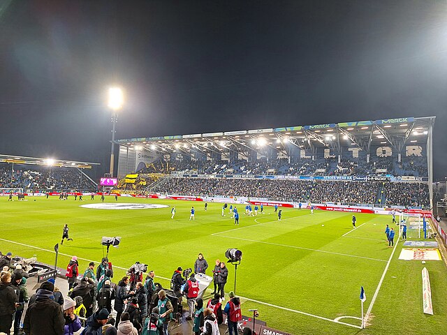 Merck-Stadion am Böllenfalltor